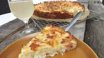 Zwiebelkuchen ohne Boden – einfach und lecker 4x