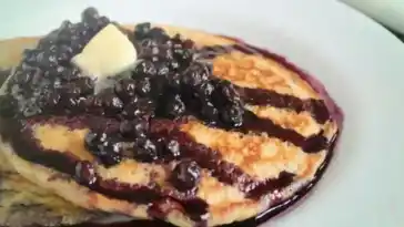 Blaubeer Pancakes aus Mandelmehl W2xEX 4x 2n