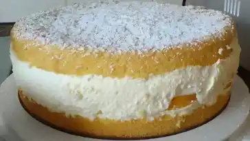 DIE WELTBESTE KASESAHNE TORTE 4x