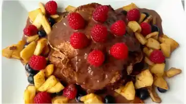 Gesundes Fruhstuck zum Abnehmen Leckere Schoko Pancakes mit Zimtapfeln W2xEX 4x 2n