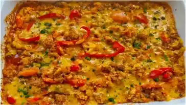 Low Carb Paprikapfanne mit Blumenkohlreis und Hackfleisch
