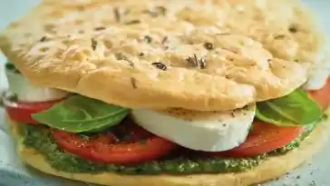 Low Carb Sandwich mit Mozzarella W2xEX 4x 2n