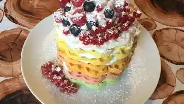 Rainbow Waffles mit Vanillewolkchen 4x