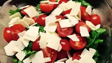 Rucolasalat mit Parmesan 4x