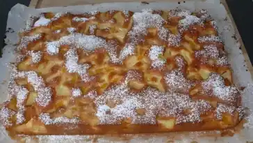 APFELKUCHEN VOM BLECH, WIE FRÜHER BEI OMA !