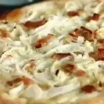 Der berühmt berüchtigte Low Carb Flammkuchen
