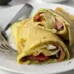 Eier Wraps und Zucchini-Frittata