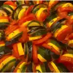 Ein gesundes und leckeres Gemusegericht Ratatouille einfach zubereiten 4x
