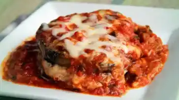 Kalorienarme Diät – Auberginen-Gratin mit Ziegenkäse