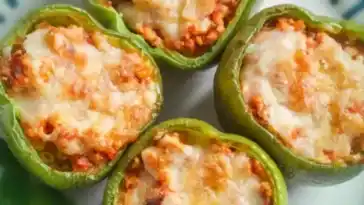 Lecker Gefüllte Paprika (LowCarb): Ein Einfaches Rezept für einen Gesunden Genuss