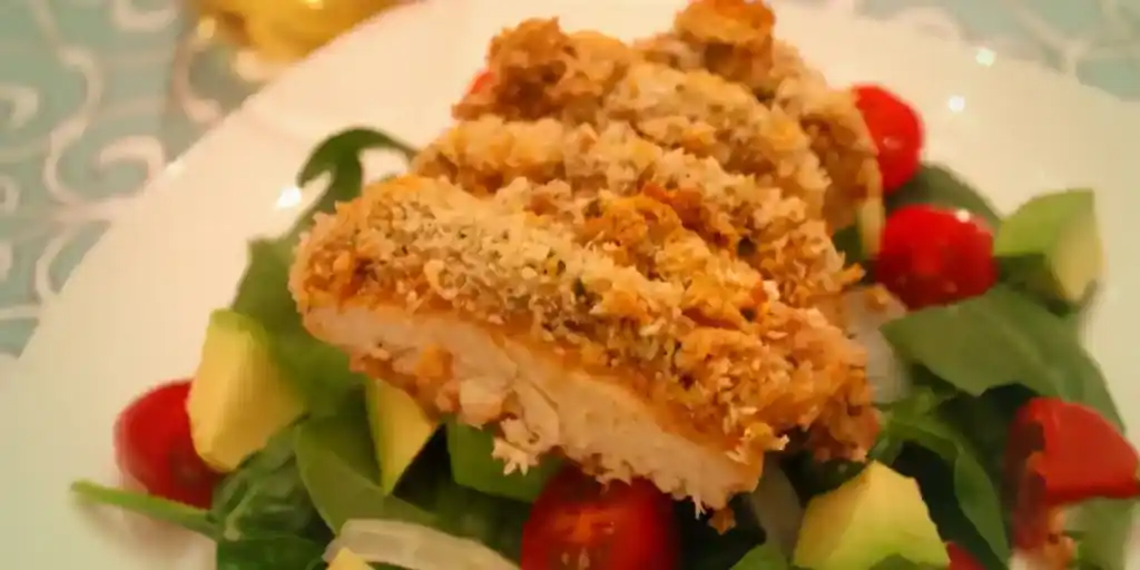 Low Carb Hähnchen in knuspriger Mandelkruste