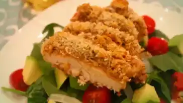 Low Carb Hähnchen in knuspriger Mandelkruste