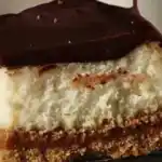 Low carb Bratapfel-Käsekuchen mit Stollenboden