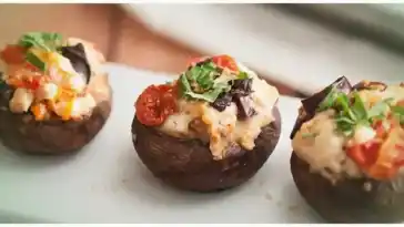 Low carb Gefullte Champignons mit Tomaten Feta und Oliven W2xEX 4x 2n