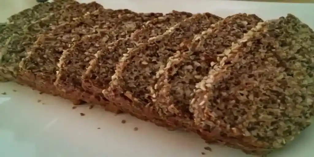 Noch ein Brot Low Carb