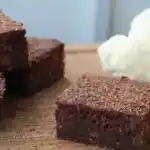 Quadratisch, schokoladig, leicht – Brownies aus Blumenkohl (Low Carb Rezept)