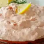 Räucherlachs Aufstrich: Eine köstliche Delikatesse für Feinschmecker