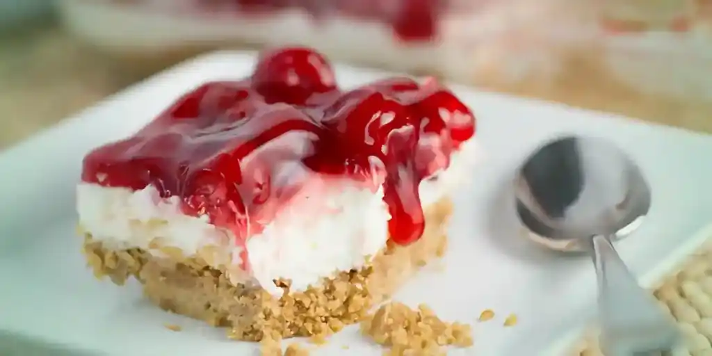 Schlanker Käsekuchen mit Kirschen (Kalorienarme)