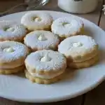 WEISSE SCHOKOLADE PLÄTZCHEN