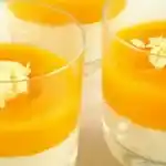 Kokos Quark mit Mangoschaum: Ein erfrischendes und exotisches Dessertrezept