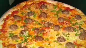 low carb Pizza Salsiccia