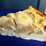 Bodenloser low carb Käsekuchen mit Äpfeln