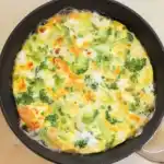 Brokkoli-Omelette mit Käse