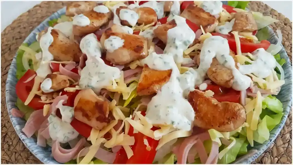 Das geheime Rezept für einen köstlichen und kohlenhydratarmen Sattmacher Salat