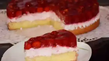 Erdbeer-Mascarpone-Torte mit Tortenguss