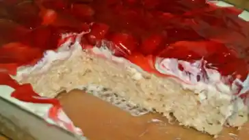 Frischkäsedessert mit Beeren