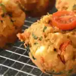 Kalorienarme Oat muffins with feta and paprika