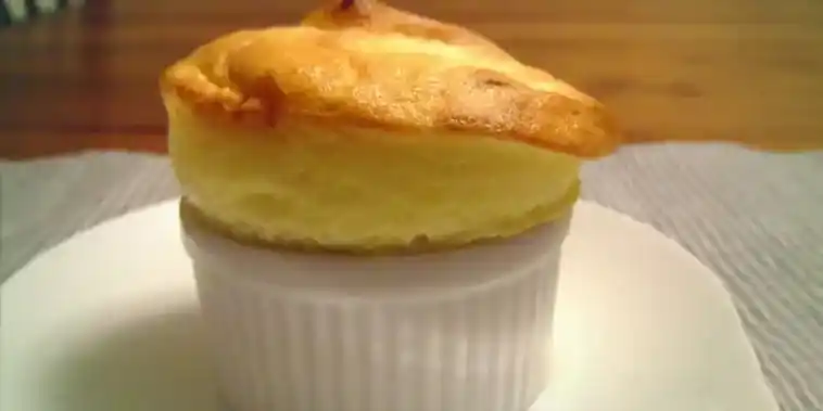 Low Carb Zitronen-Soufflé