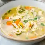 Low carb Hühnersuppe