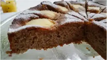 Saftiger Low-Carb-Apfelkuchen – ohne Zucker und mit gemahlenen Mandeln