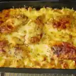 Schnitzel mit Bratkartoffel & Gouda überbacken