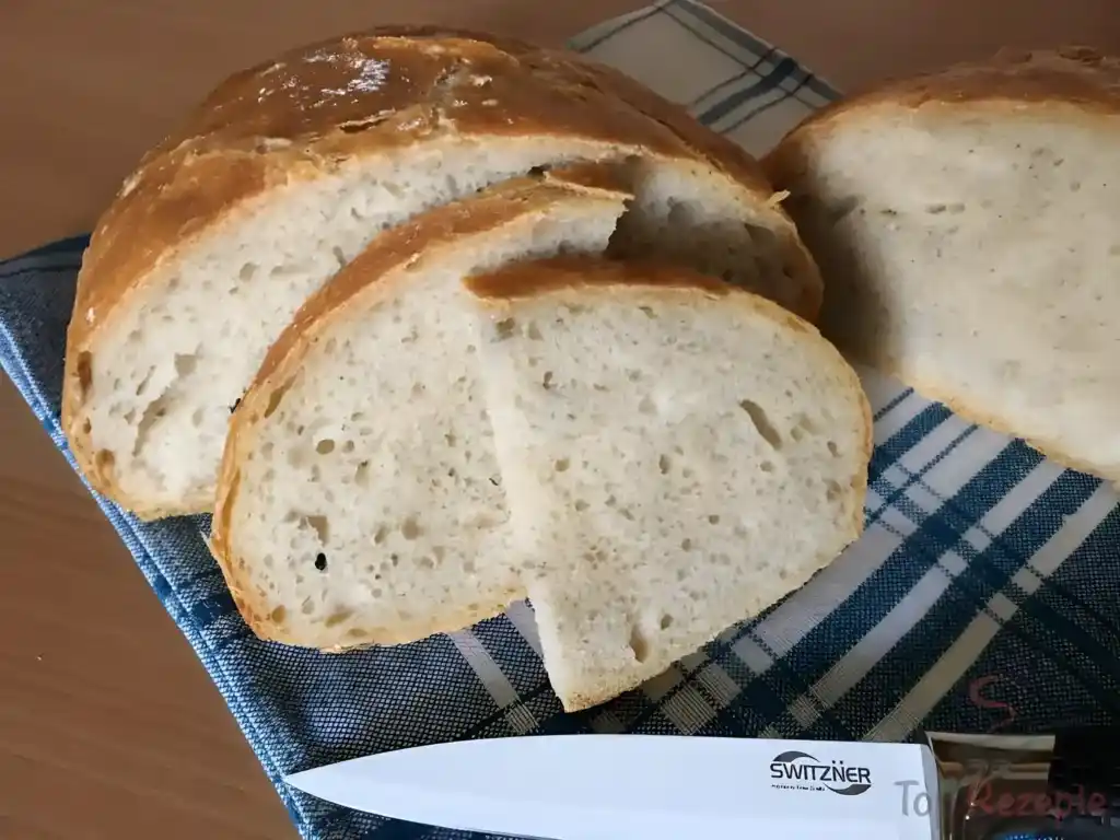 Super zartes Brot – ein Tassenrezept auch für BackanfängerInnen