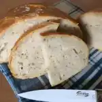 Super zartes Brot – ein Tassenrezept auch für BackanfängerInnen