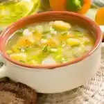 3 Vorschläge für köstliche Suppen, die Leber und Nieren reinigen