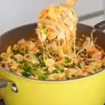 30 MINUTEN GEMÜSEEINTOPF MIT MOZARELLA