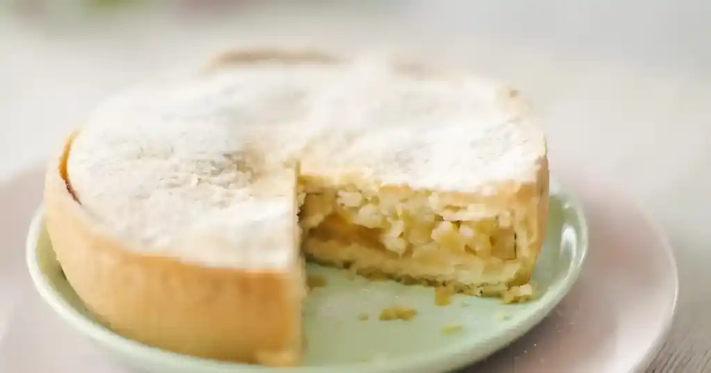 Apfelkuchen mit Füllung