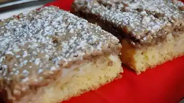 Apfelkuchen mit Nusshaube