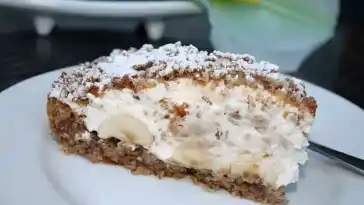 Bananen – Split – Torte mit Eierlikör