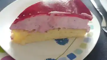 Beeren-Schmand-Kuchen
