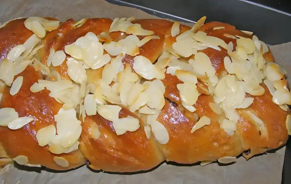 Bienenstich Zopf