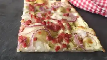ELSÄSSER FLAMMKUCHEN