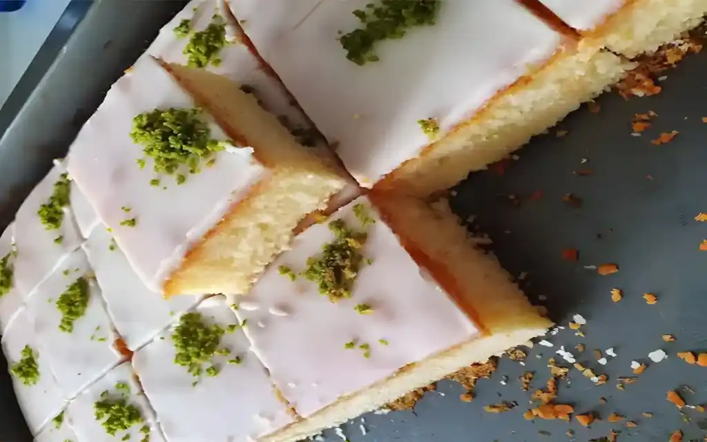 Ein Zitronenkuchen vom Blech