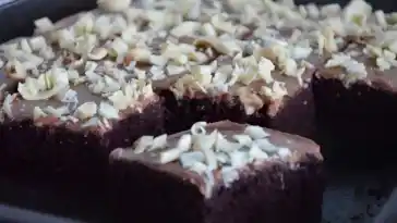 Ein schneller Kuchen mit Pflaumenmus