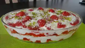 Erdbeer Tiramisu