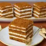 Fantastische Marlenka Honigtorte mit Saurer-Sahne-Creme – ohne mühsames Ausrollen