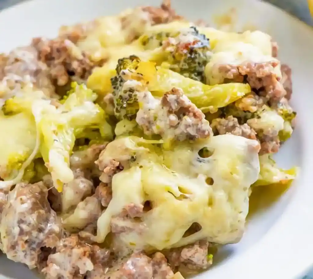 Fitness Auflauf mit Brokkoli und Hackfleisch